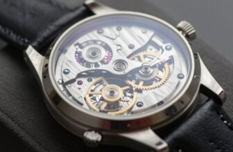 How Does an Automatic Watch Work?