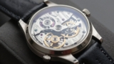 How Does an Automatic Watch Work? A Complete Guide to Its Movement, Accuracy, and Care